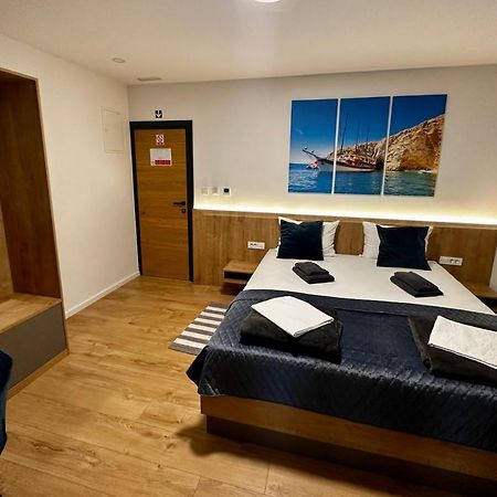 סלאבונסקי ברוד Rooms מראה חיצוני תמונה