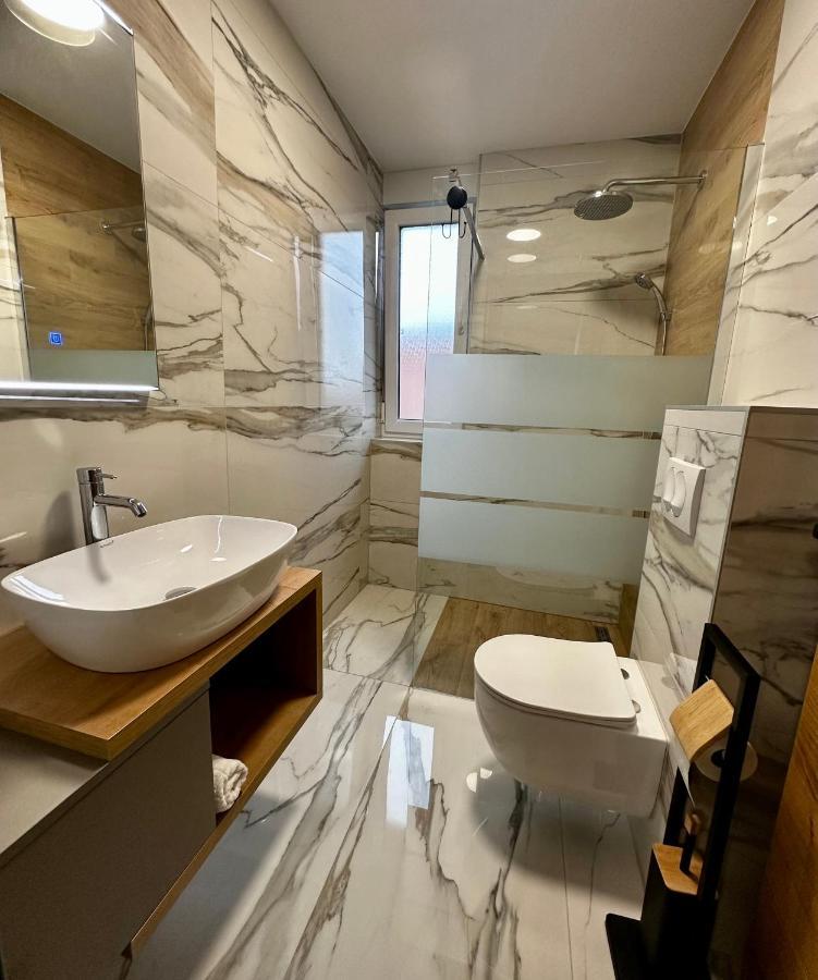 סלאבונסקי ברוד Rooms מראה חיצוני תמונה