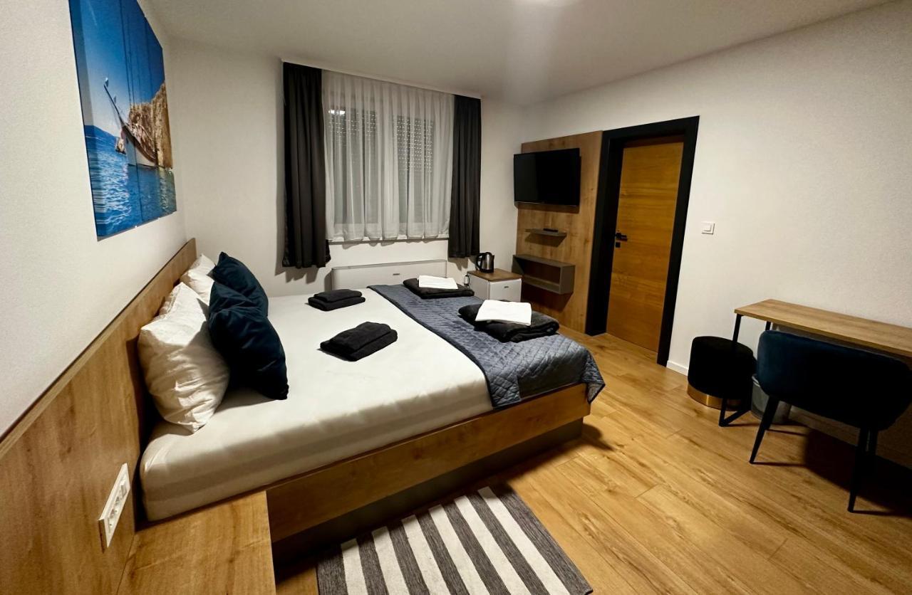 סלאבונסקי ברוד Rooms מראה חיצוני תמונה